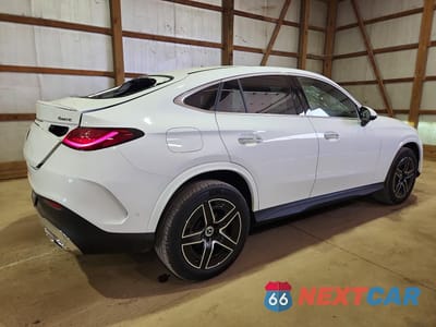 Trzecie zdjęcie samochodu z tyłu: 2026 MERCEDES-BENZ GLC COUPE 300 4MATIC VIN:W1NKJ4HB1TF531527 - miniatura