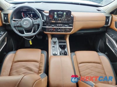Zdjęcie 8 z 13 samochodu: 2025 NISSAN PATHFINDER PLATINUM VIN:5N1DR3DK8SC223193 - miniatura