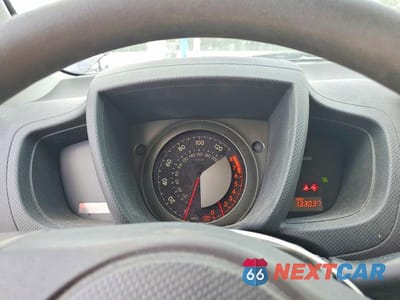Zdjęcie 9 z 13 samochodu: 2011 SCION XD BASE VIN:JTKKU4B48B1009765 - miniatura