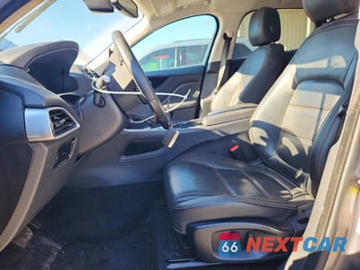 Zdjęcie 7 z 13 samochodu: 2017 JAGUAR F-PACE PRESTIGE VIN:SADCK2BV7HA898246 - miniatura