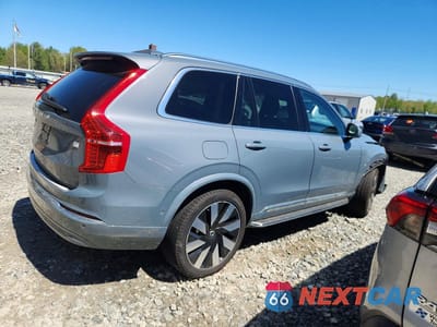 Trzecie zdjęcie samochodu z tyłu: 2023 VOLVO XC90 ULTIMATE VIN:YV4H60CA8P1930042 - miniatura