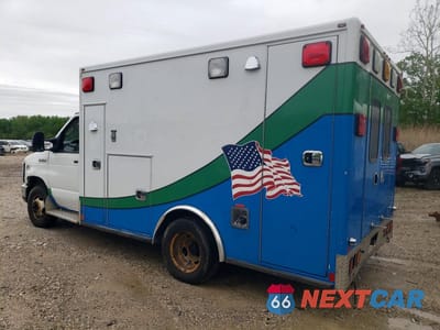 Drugie zdjęcie samochodu z przodu: 2019 FORD ECONOLINE - AMBULANCE VIN:1FDWE3FS2KDC04070 - miniatura