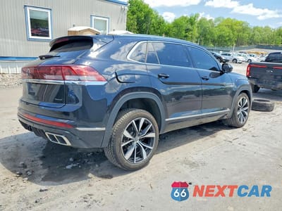 Trzecie zdjęcie samochodu z tyłu: 2025 VOLKSWAGEN ATLAS CROSS SPORT SEL PREMIUM R-LINE VIN:1V2FE2CA0SC224946 - miniatura