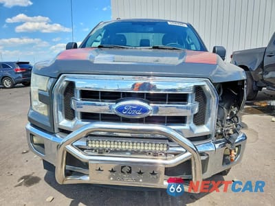 Piąte zdjęcie samochodu w środku: 2017 FORD F150 VIN:1FTMF1E84HKC51768 - miniatura