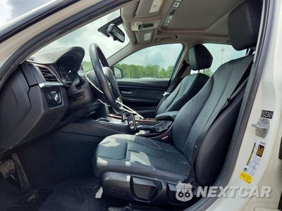 Zdjęcie 7 z 12 samochodu: 2015 BMW 320 I VIN:WBA3B1G59FNT64862 - miniatura