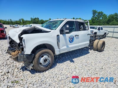 2025 FORD F350 SUPER DUTY 1FT8W3DA5SED59680 - główne zdjęcie licytacji z USA - miniatura
