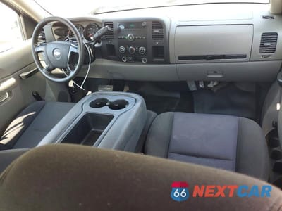 Zdjęcie 8 z 12 samochodu: 2012 CHEVROLET SILVERADO K2500 HEAVY DUTY VIN:1GC2KVCGXCZ226880 - miniatura