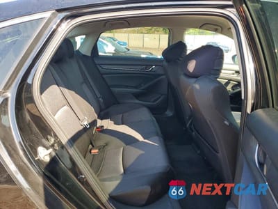 Zdjęcie 10 z 12 samochodu: 2020 HONDA ACCORD LX VIN:1HGCV1F10LA029048 - miniatura