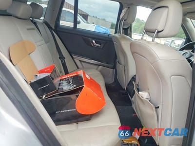 Zdjęcie 11 z 13 samochodu: 2014 MERCEDES-BENZ GLK 350 VIN:WDCGG5HB2EG286875 - miniatura