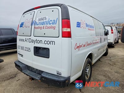 Trzecie zdjęcie samochodu z tyłu: 2013 CHEVROLET EXPRESS G3500 VIN:1GCZGTCB5D1119163 - miniatura