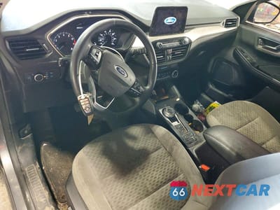 Zdjęcie 8 z 12 samochodu: 2022 FORD ESCAPE SE VIN:1FMCU9G6XNUB65260 - miniatura