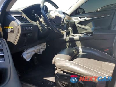 Zdjęcie 7 z 12 samochodu: 2015 HYUNDAI GENESIS 5.0L VIN:KMHGN4JF8FU091915 - miniatura