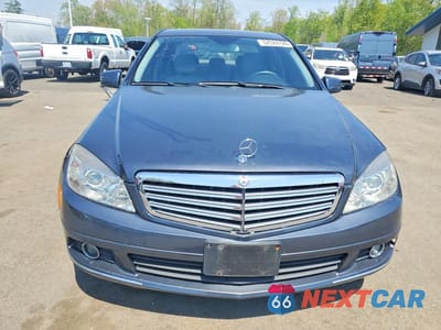 Piąte zdjęcie samochodu w środku: 2011 MERCEDES-BENZ C 300 4MATIC VIN:WDDGF8BB6BR174511 - miniatura