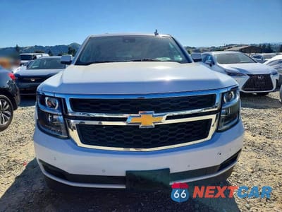Piąte zdjęcie samochodu w środku: 2019 CHEVROLET TAHOE C1500 VIN:1GNSKBKC3KR223161 - miniatura