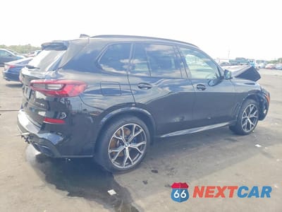 Trzecie zdjęcie samochodu z tyłu: 2021 BMW X5 XDRIVE45E VIN:5UXTA6C03M9H20159 - miniatura