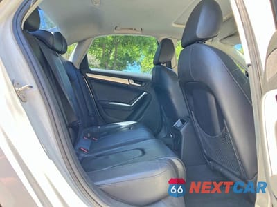 Zdjęcie 6 z 10 samochodu: 2013 AUDI A4 PREMIUM VIN:WAUAFAFL8DA196602 - miniatura
