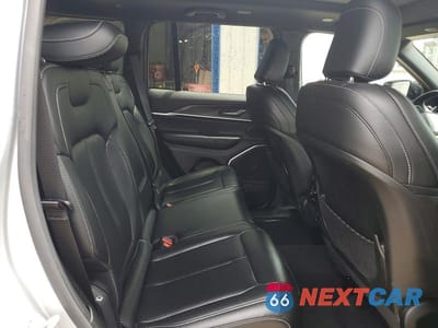 Zdjęcie 11 z 14 samochodu: 2025 JEEP GRAND CHEROKEE 4XE VIN:1C4RJYB69S8700933 - miniatura