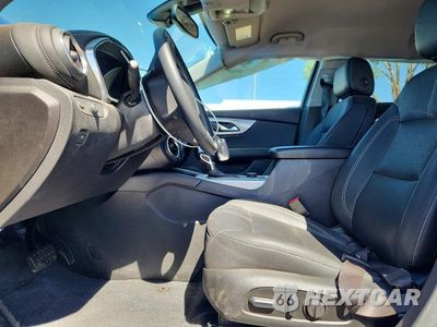 Zdjęcie 7 z 13 samochodu: 2024 CHEVROLET BLAZER 3LT VIN:3GNKBDR44RS164199 - miniatura