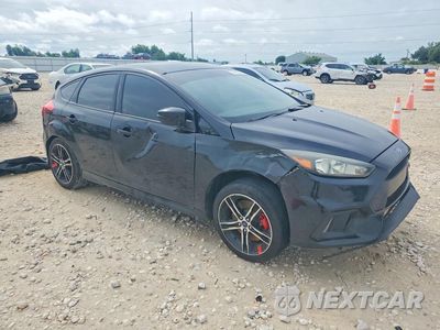 Czwarte zdjęcie samochodu z boku: 2016 FORD FOCUS ST VIN:1FADP3L9XGL215764 - miniatura