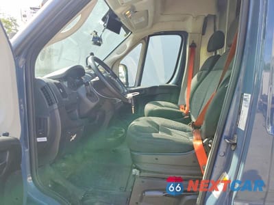 Zdjęcie 7 z 13 samochodu: 2020 RAM PROMASTER 3500 CARGO VIN:3C6URVJG4LE136652 - miniatura
