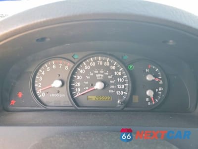 Zdjęcie 9 z 13 samochodu: 2005 KIA SORENTO LX VIN:KNDJD733X55367571 - miniatura