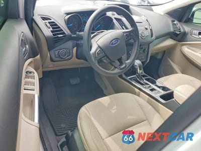 Zdjęcie 8 z 13 samochodu: 2018 FORD ESCAPE SE VIN:1FMCU9GD3JUA75067 - miniatura