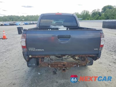 Zdjęcie 6 z 12 samochodu: 2011 TOYOTA TACOMA DOUBLE CAB VIN:3TMLU4EN8BM064316 - miniatura