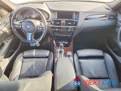 Zdjęcie 8 z 12 samochodu: 2017 BMW X3 SDRIVE28I VIN:5UXWZ7C30H0X40592 - miniatura