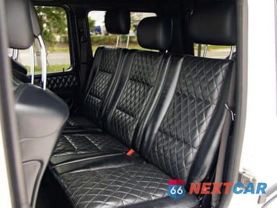 Zdjęcie 6 z 10 samochodu: 2015 MERCEDES-BENZ G 63 AMG VIN:WDCYC7DF4FX229891 - miniatura