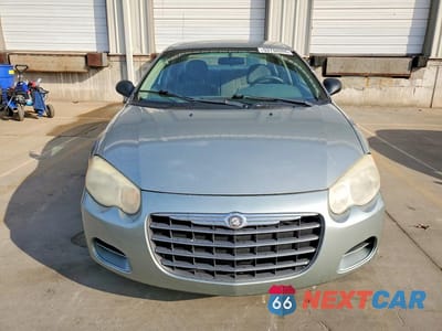 Piąte zdjęcie samochodu w środku: 2004 CHRYSLER SEBRING LXI VIN:1C3EL56R74N340033 - miniatura
