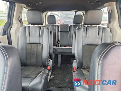 Zdjęcie 10 z 13 samochodu: 2019 DODGE GRAND CARAVAN SXT VIN:2C4RDGCG4KR772197 - miniatura