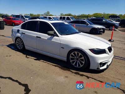 Czwarte zdjęcie samochodu z boku: 2011 BMW 328 I SULEV VIN:WBAPH5G52BNM75383 - miniatura