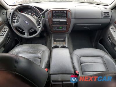 Zdjęcie 8 z 12 samochodu: 2004 FORD EXPLORER LIMITED VIN:1FMZU75W94UB78663 - miniatura