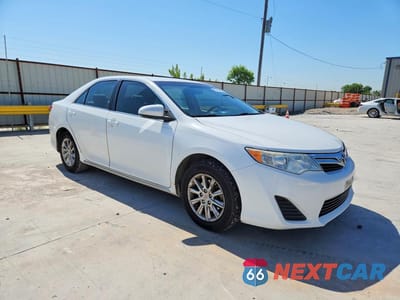 Czwarte zdjęcie samochodu z boku: 2012 TOYOTA CAMRY LE VIN:4T1BF1FK8CU536676 - miniatura