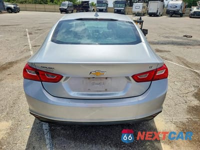 Zdjęcie 6 z 12 samochodu: 2018 CHEVROLET MALIBU LT VIN:1G1ZD5ST9JF154245 - miniatura