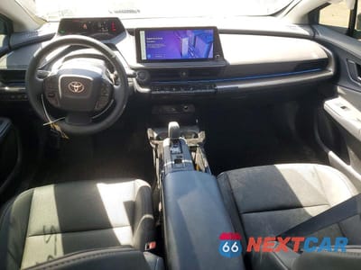 Zdjęcie 8 z 12 samochodu: 2024 TOYOTA PRIUS XLE VIN:JTDADABU0R3018525 - miniatura