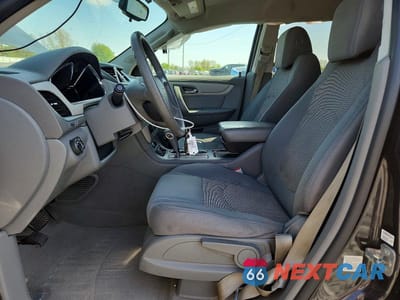 Zdjęcie 7 z 13 samochodu: 2017 CHEVROLET TRAVERSE LS VIN:1GNKVFED5HJ154483 - miniatura