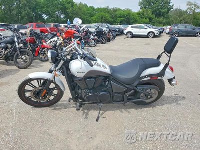 Trzecie zdjęcie samochodu z tyłu: 2016 KAWASAKI VN900 C VIN:JKAVN2C10GA065047 - miniatura