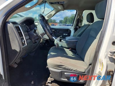 Zdjęcie 7 z 13 samochodu: 2015 RAM 2500 SLT VIN:3C6UR5DJ4FG620563 - miniatura