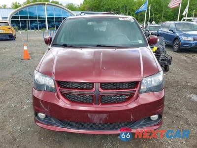 Piąte zdjęcie samochodu w środku: 2018 DODGE GRAND CARAVAN GT VIN:2C4RDGEG0JR346373 - miniatura