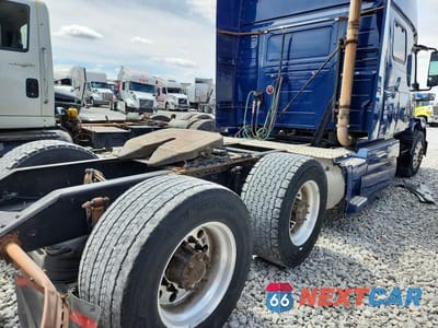 Czwarte zdjęcie samochodu z boku: 2012 VOLVO VN VNL VIN:4V4NC9EJ1CN543498 - miniatura