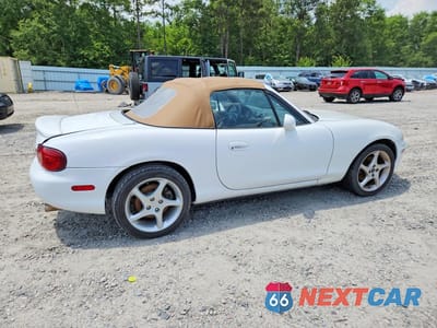 Trzecie zdjęcie samochodu z tyłu: 2001 MAZDA MX-5 MIATA BASE VIN:JM1NB353510207408 - miniatura