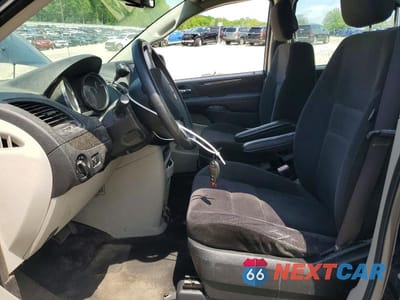 Zdjęcie 7 z 13 samochodu: 2015 DODGE GRAND CARAVAN SE VIN:2C4RDGBG4FR576607 - miniatura