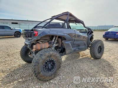 Czwarte zdjęcie samochodu z boku: 2023 KAWASAKI KRF 1000 UTILITY VEHICLE VIN:JKARFCC17PB502931 - miniatura