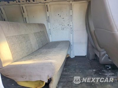 Zdjęcie 11 z 14 samochodu: 2010 CHEVROLET EXPRESS G1500 VIN:1GCUGADX1A1144999 - miniatura