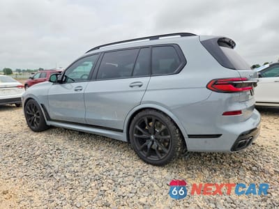 Drugie zdjęcie samochodu z przodu: 2026 BMW X7 M60I VIN:5UX33EM03T9098418 - miniatura
