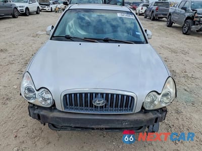 Piąte zdjęcie samochodu w środku: 2005 HYUNDAI SONATA GLS VIN:KMHWF35HX5A154642 - miniatura