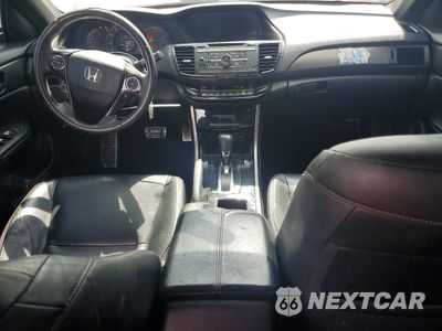 Zdjęcie 8 z 12 samochodu: 2017 HONDA ACCORD SPORT SPE VIN:XHGCR2F19HA171691 - miniatura