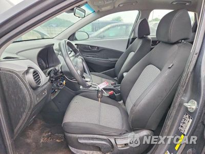 Zdjęcie 7 z 13 samochodu: 2020 HYUNDAI KONA SE VIN:KM8K12AA1LU467302 - miniatura