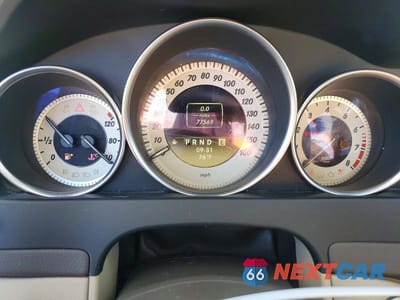 Zdjęcie 9 z 12 samochodu: 2012 MERCEDES-BENZ C 250 VIN:WDDGF4HB5CR228091 - miniatura